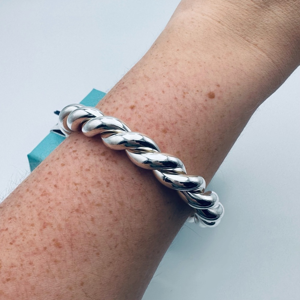 RARE Tiffany & Co. Vintage Twist Bangle Bracelet in Sterling Silver w Packaging - Picture 11 of 12